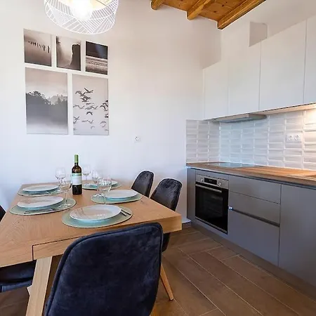 Seaeyevillas 2 *
